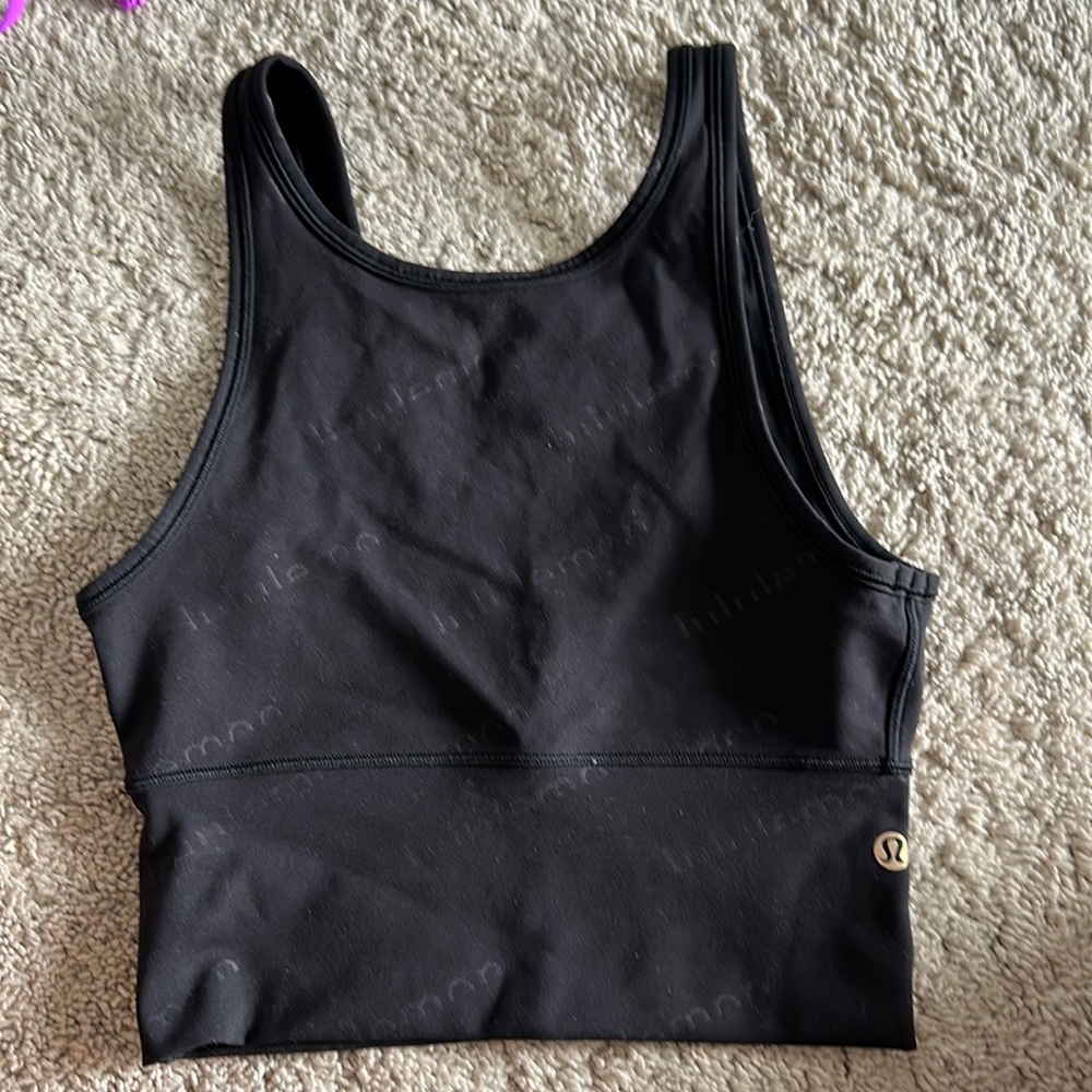 Lululemon top